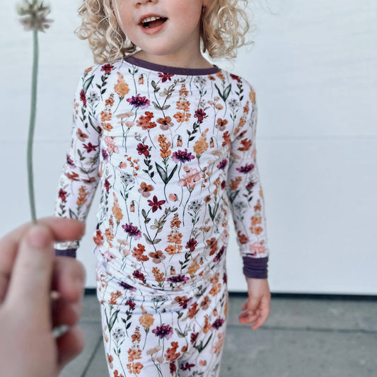 Emelia Set